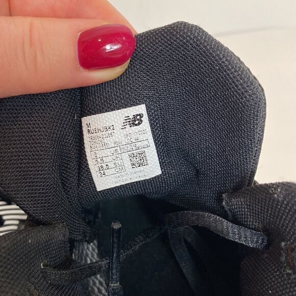 New Balance Rush V2 low black & gray athletic shoes size 6 - Picture 10 of 10